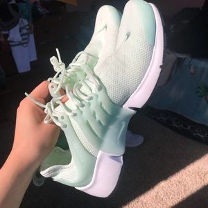 Mint green Nike presto